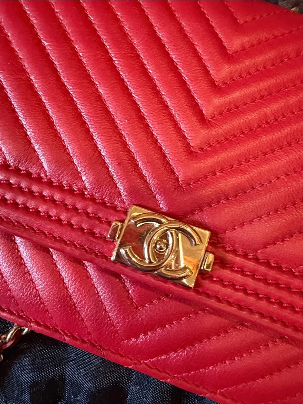 CHANEL Red Chevron Quilted Leather Crossbody with Gold Chain